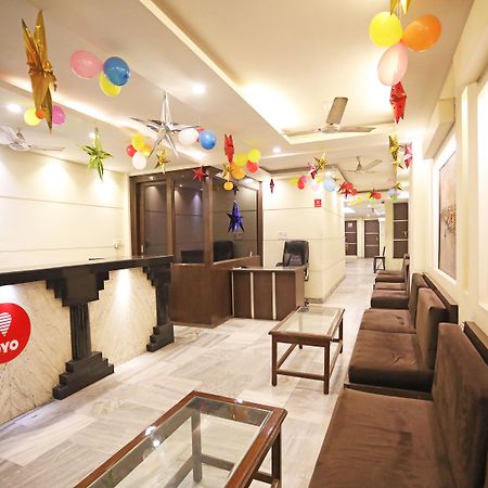 Capital O 10750 Hotel Vivek New Delhi Exterior foto