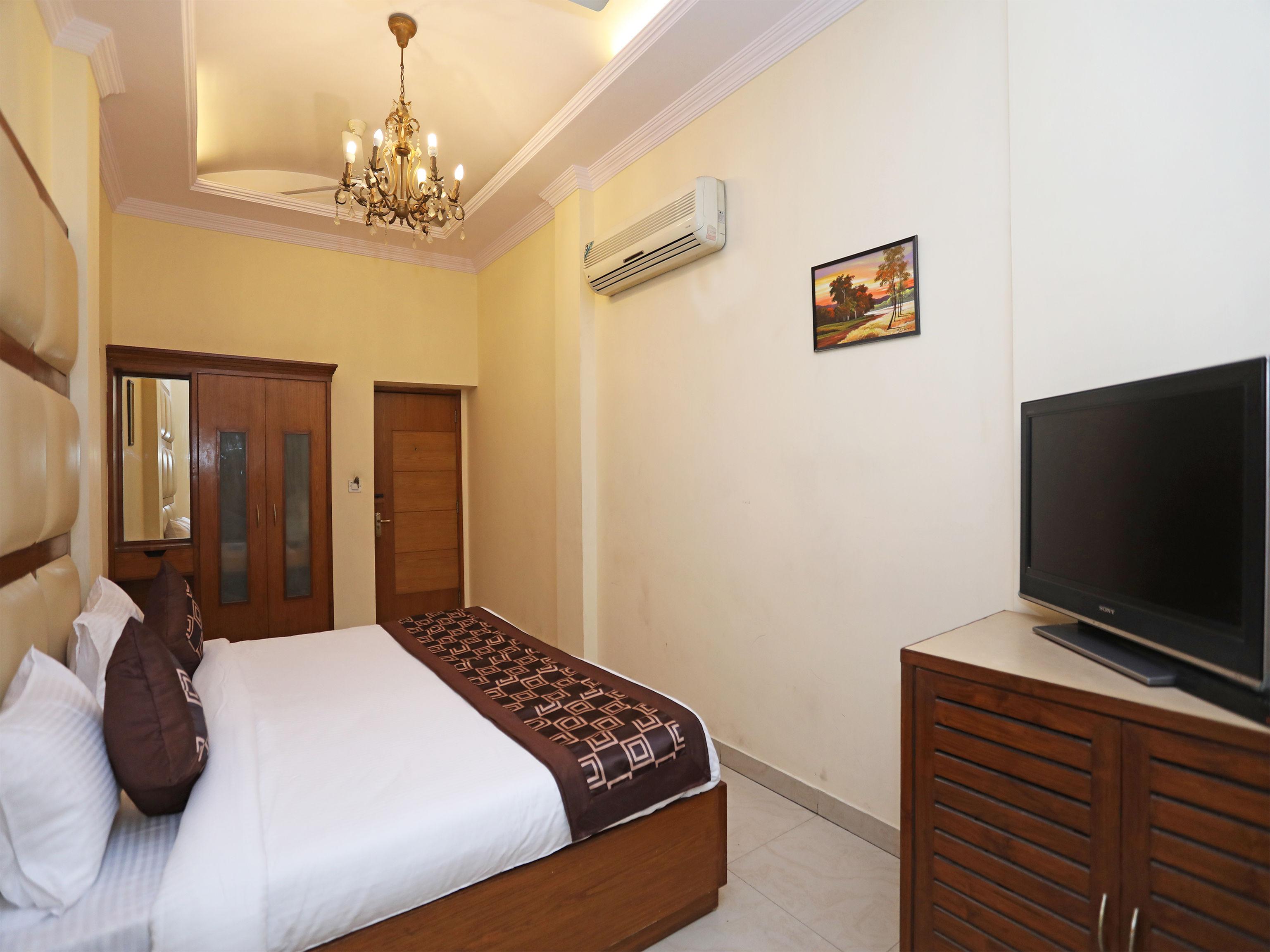 Capital O 10750 Hotel Vivek New Delhi Exterior foto