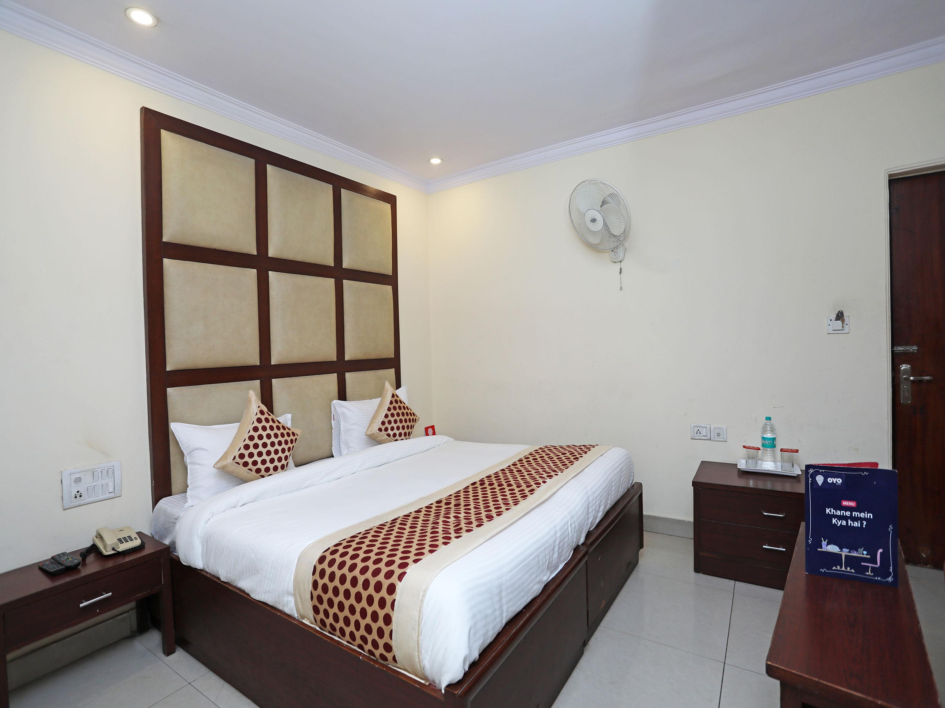 Capital O 10750 Hotel Vivek New Delhi Exterior foto