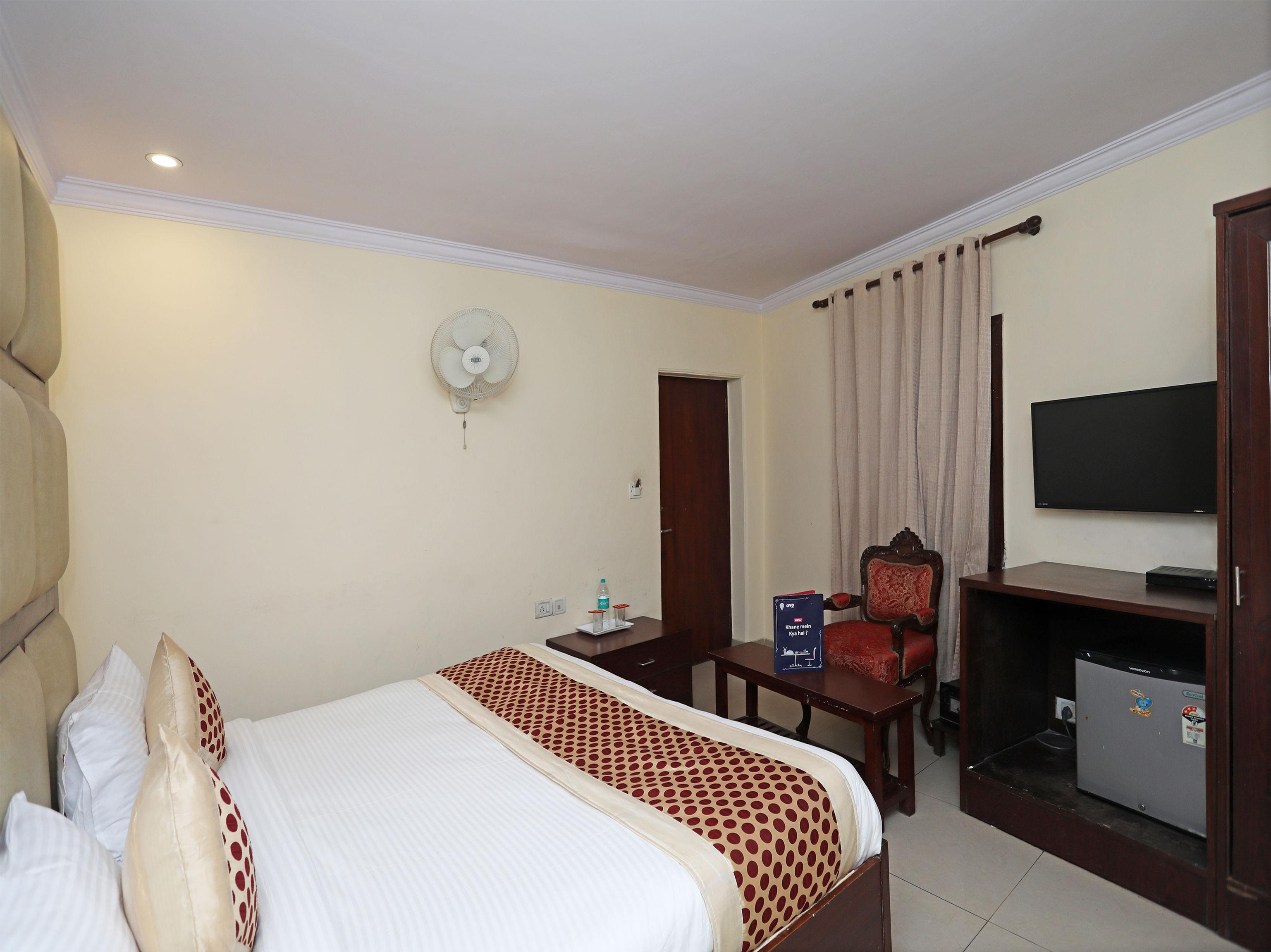Capital O 10750 Hotel Vivek New Delhi Exterior foto