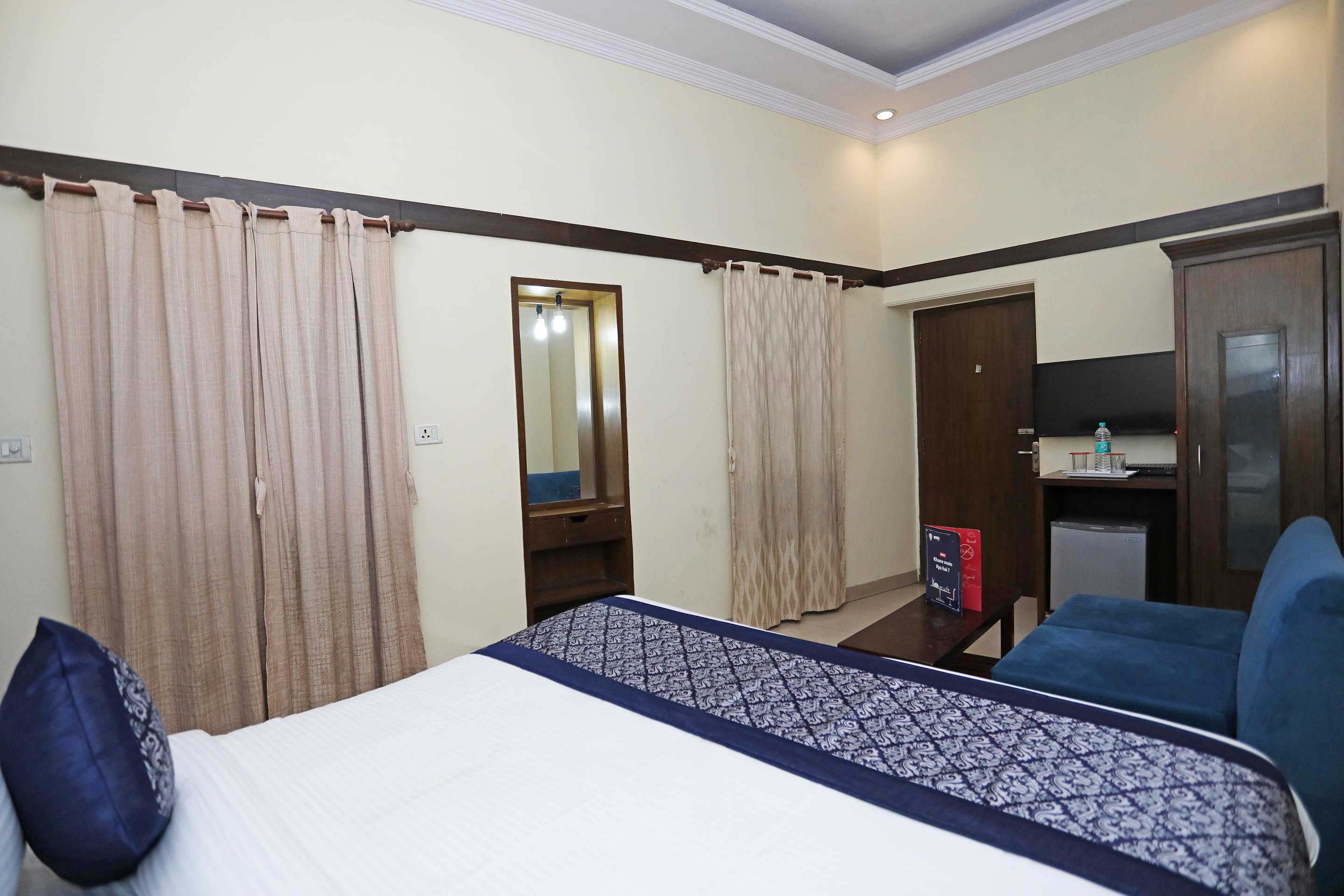 Capital O 10750 Hotel Vivek New Delhi Exterior foto