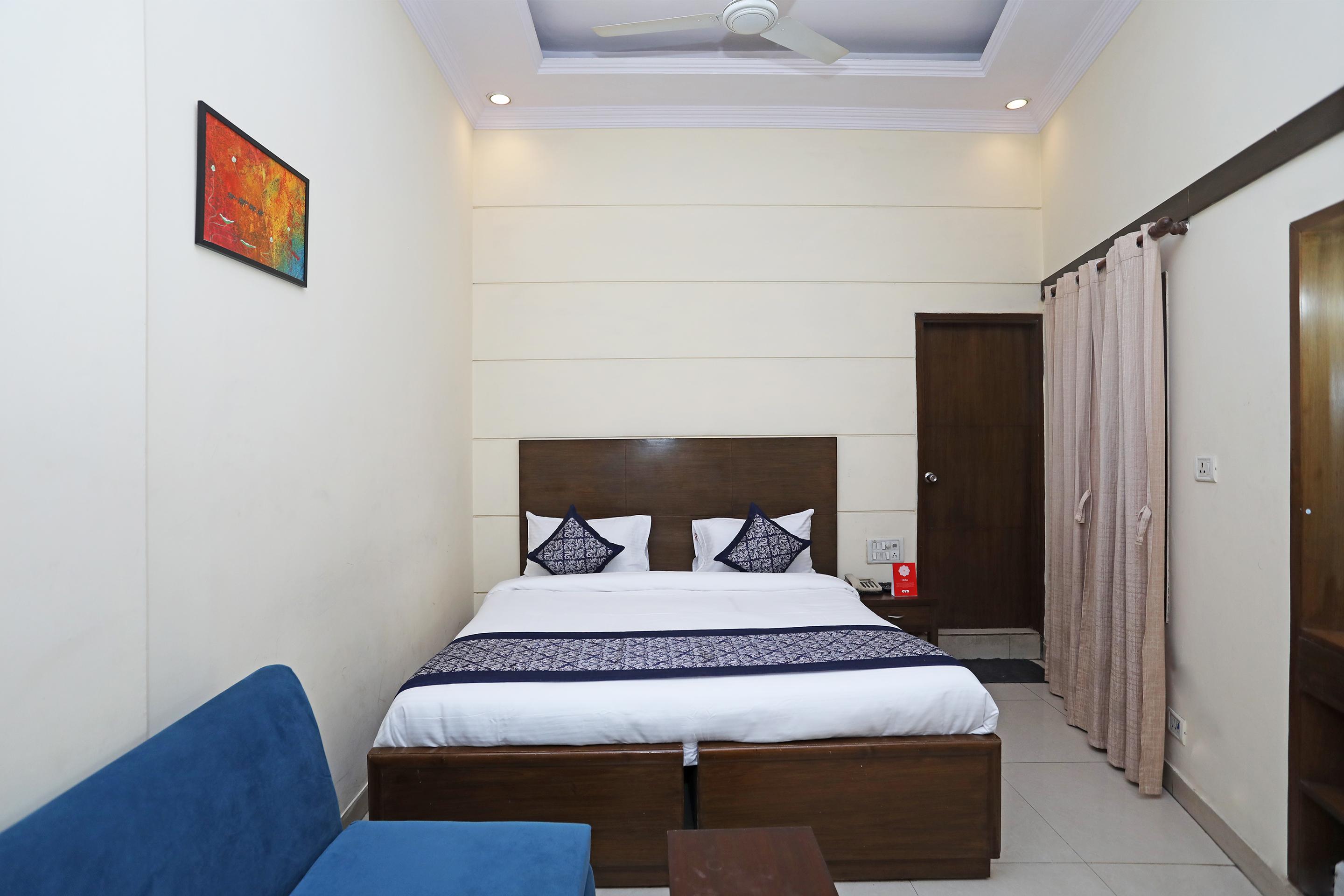 Capital O 10750 Hotel Vivek New Delhi Exterior foto